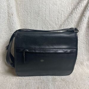Latico Classic Black Leather Messenger Bag silver tone hardwares.